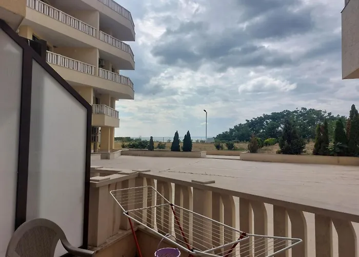 Апартамент Sarafovo *