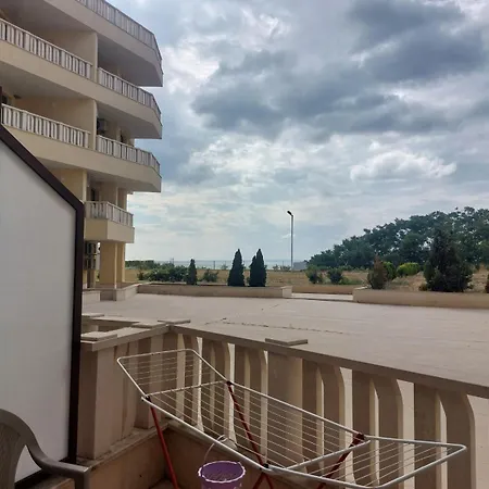 Apartment Studio Sarafovo *